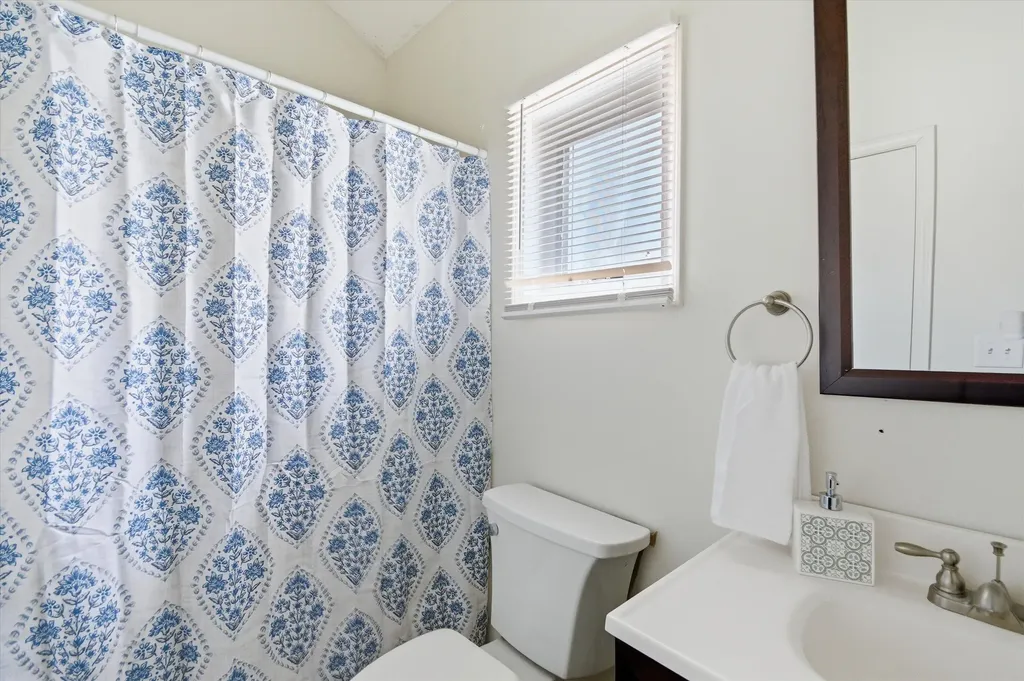 59 Johnson Street Ypsilanti Charter Township MI 48198