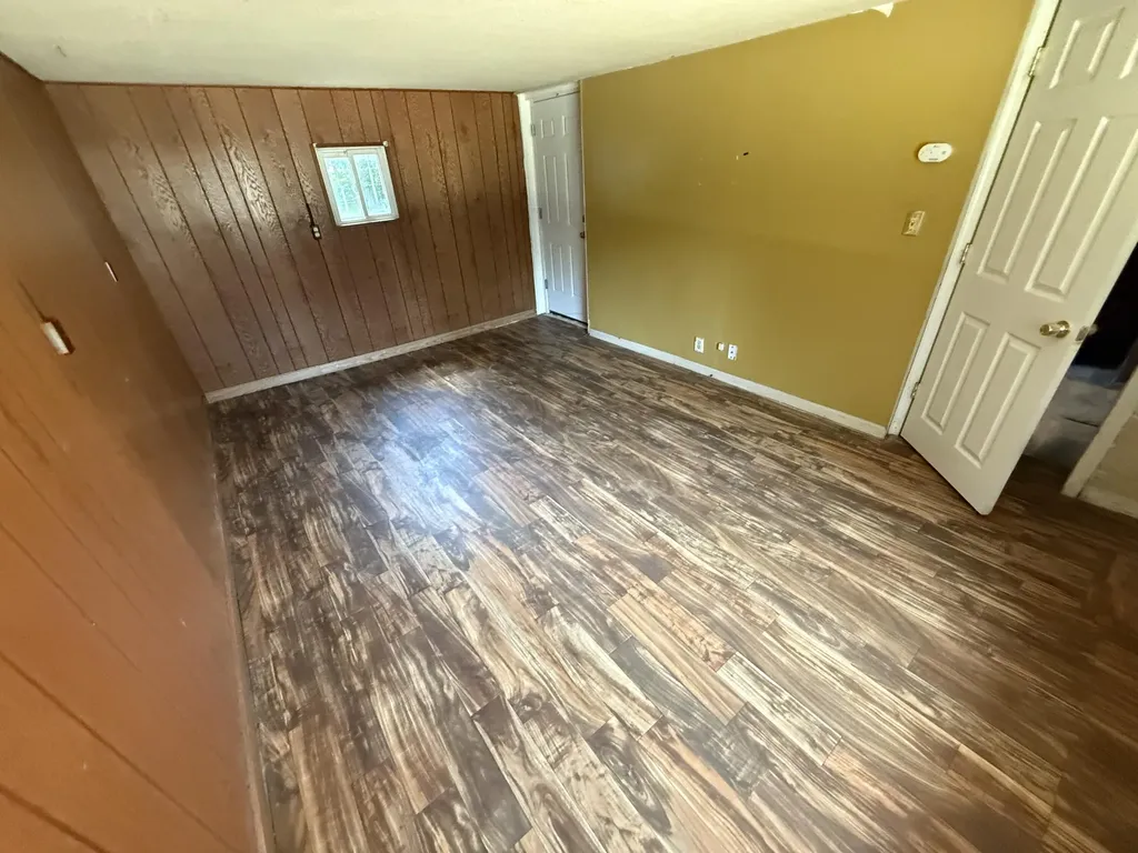 26655 Rosewood Street Roseville City MI 48066