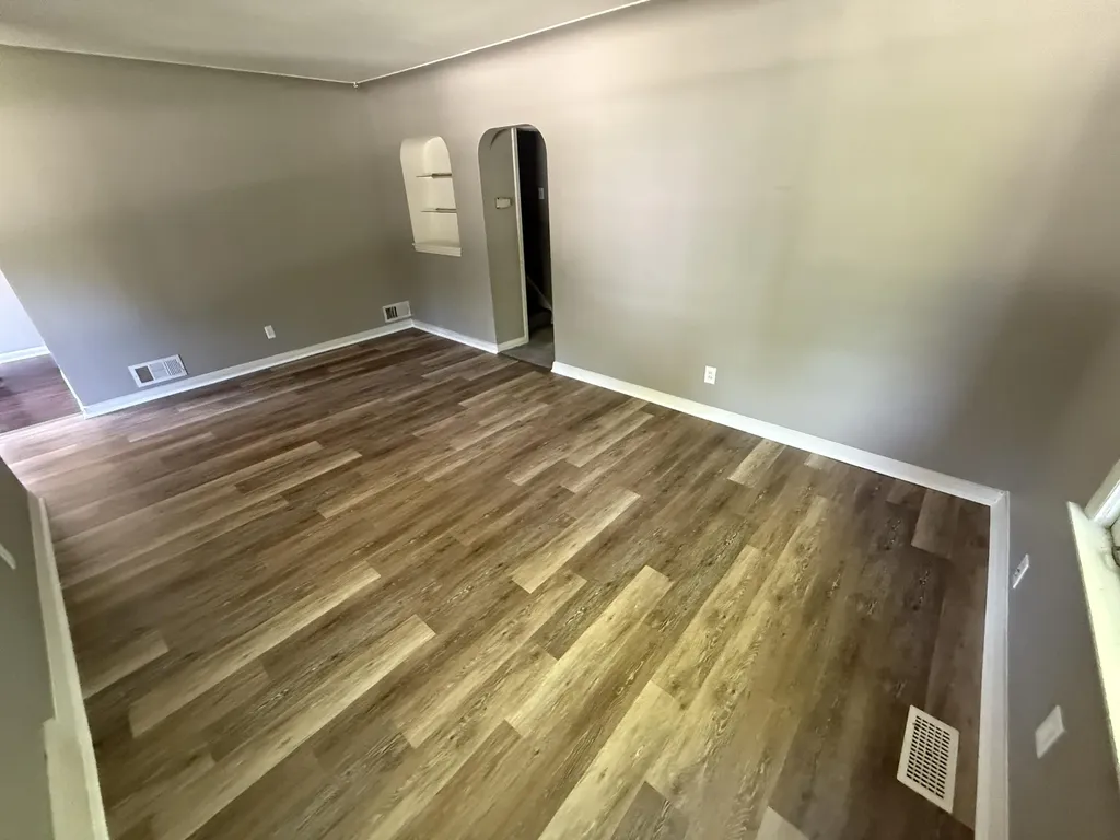 26655 Rosewood Street Roseville City MI 48066