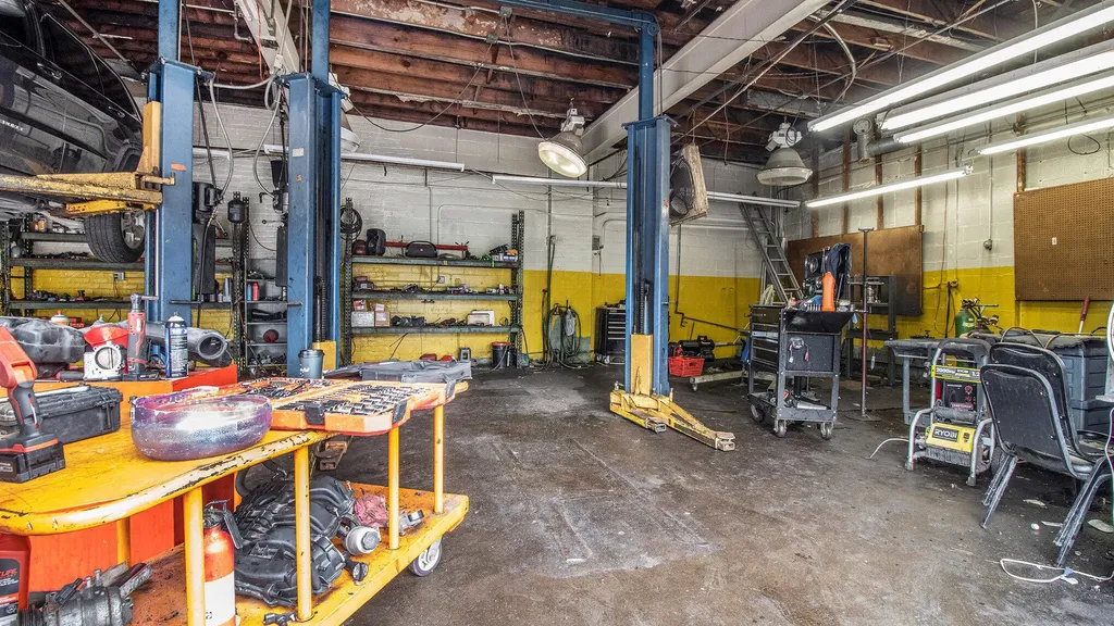 11920 W Grand River Avenue Detroit City MI 48204