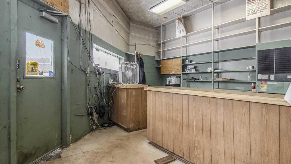 11920 W Grand River Avenue Detroit City MI 48204