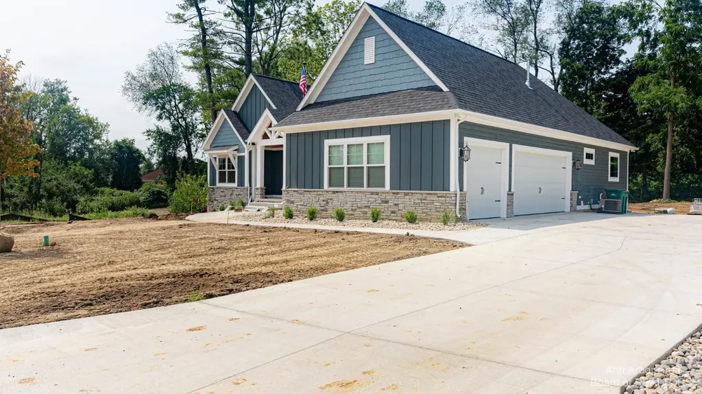 #24 Loon Lane Scio Township MI 48103