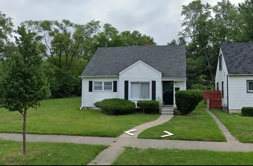 19730 Trinity Street Detroit City MI 48219