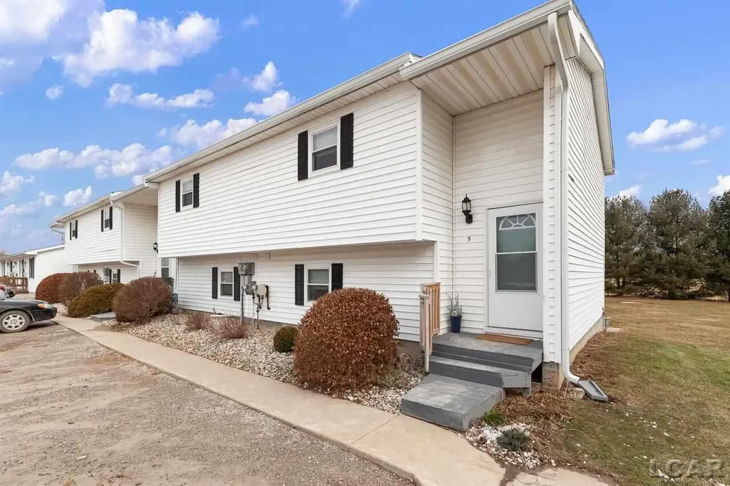 409 Connor Street Onsted Village MI 49265