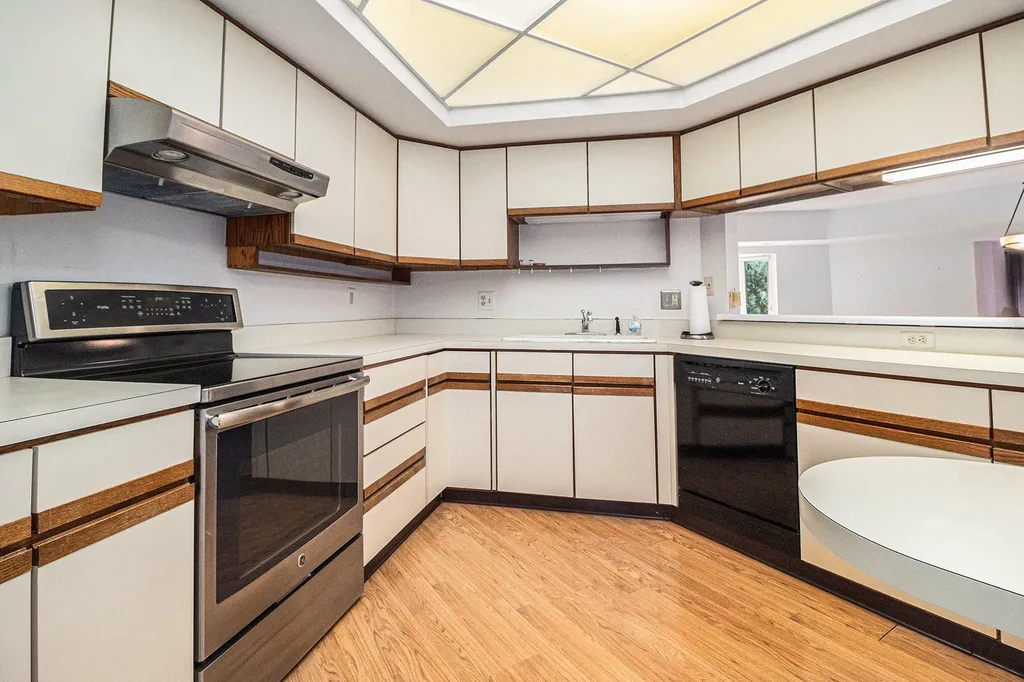2115 Nature Cove Court Ann Arbor City MI 48104