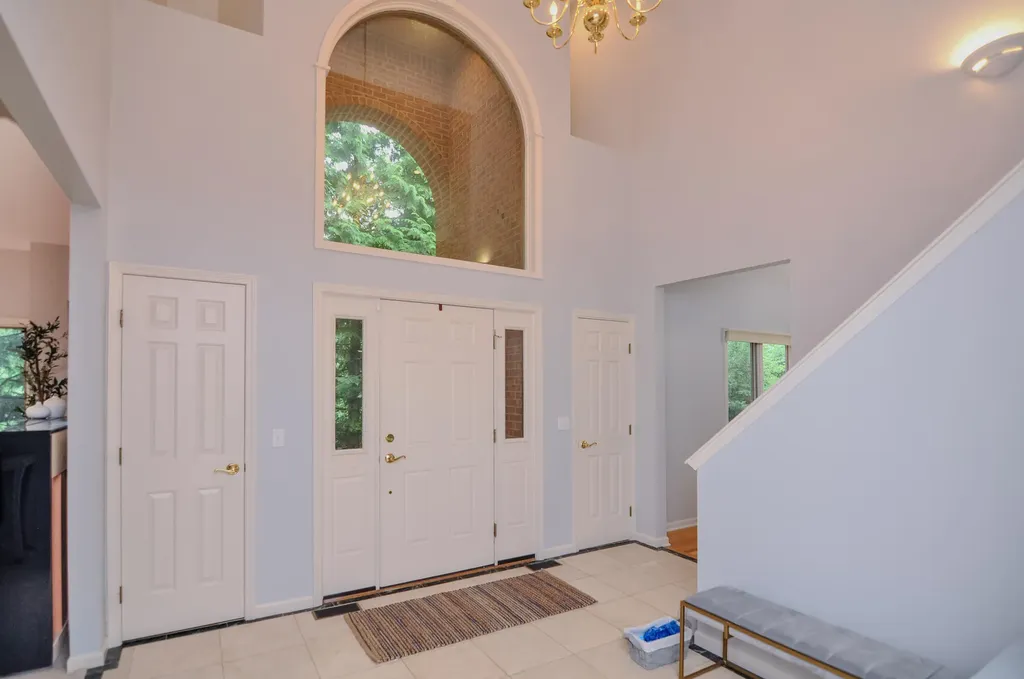 588 Green Road Ann Arbor City MI 48105