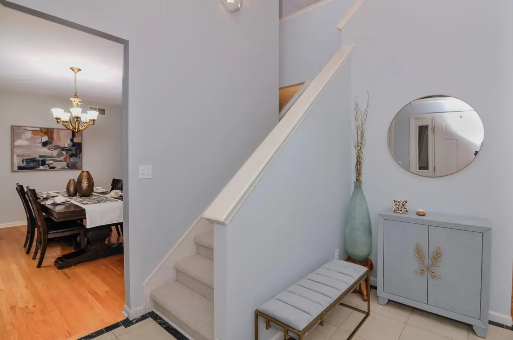 588 Green Road Ann Arbor City MI 48105