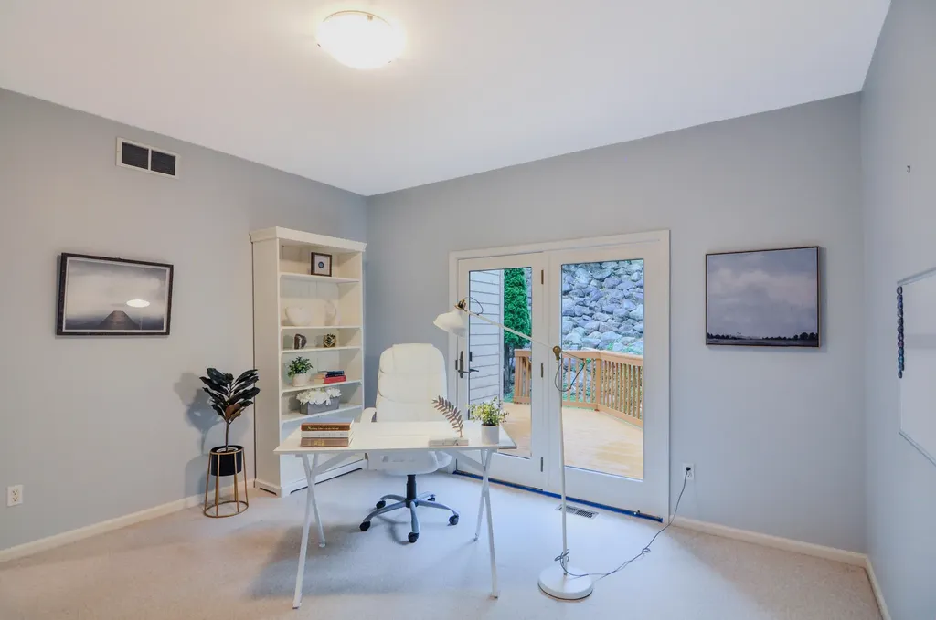 588 Green Road Ann Arbor City MI 48105