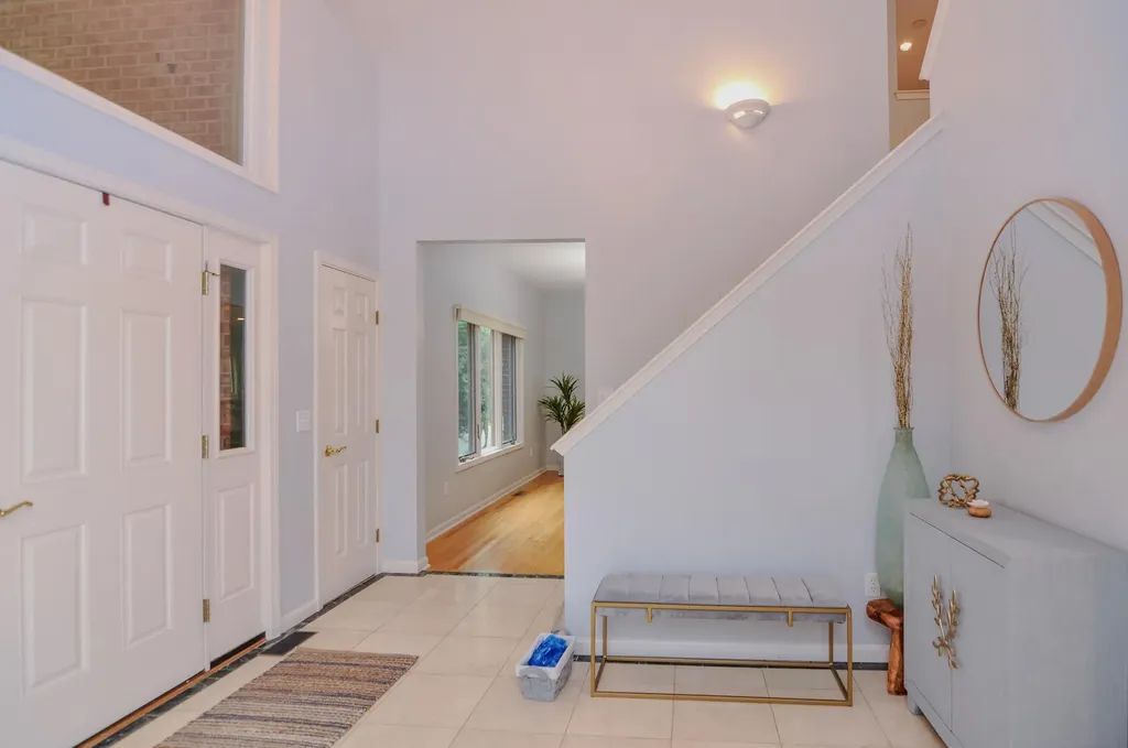 588 Green Road Ann Arbor City MI 48105