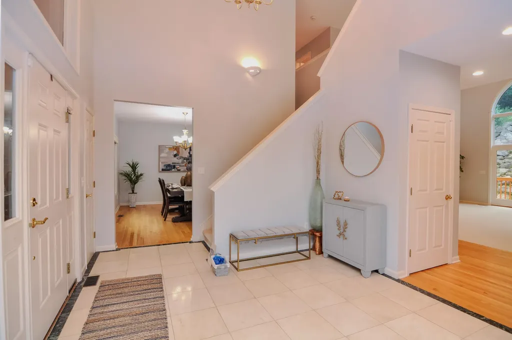 588 Green Road Ann Arbor City MI 48105