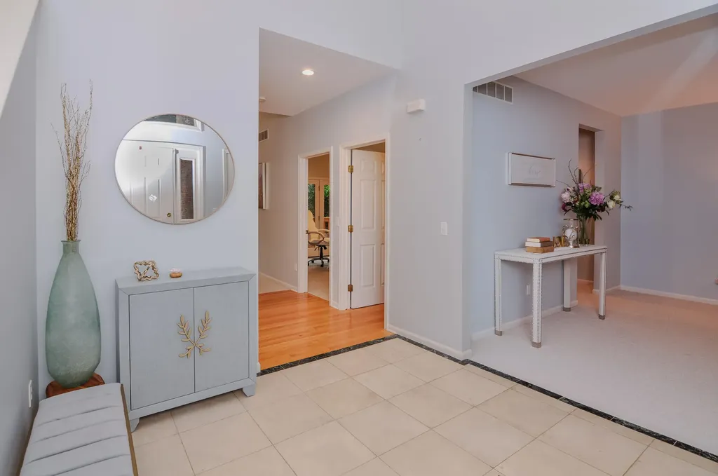 588 Green Road Ann Arbor City MI 48105