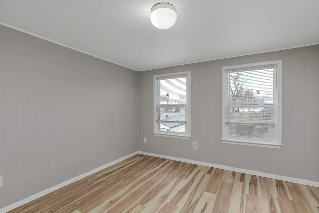 7051 Hupp Avenue Warren City MI 48091