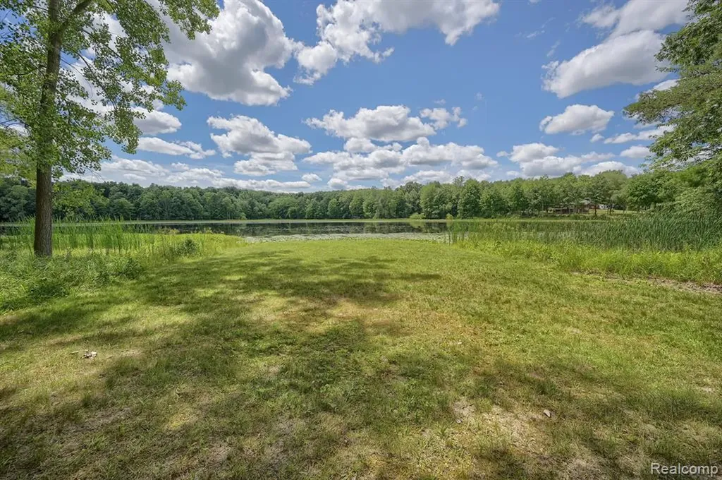 1295 Bald Eagle Lake Road Groveland Township MI 48462