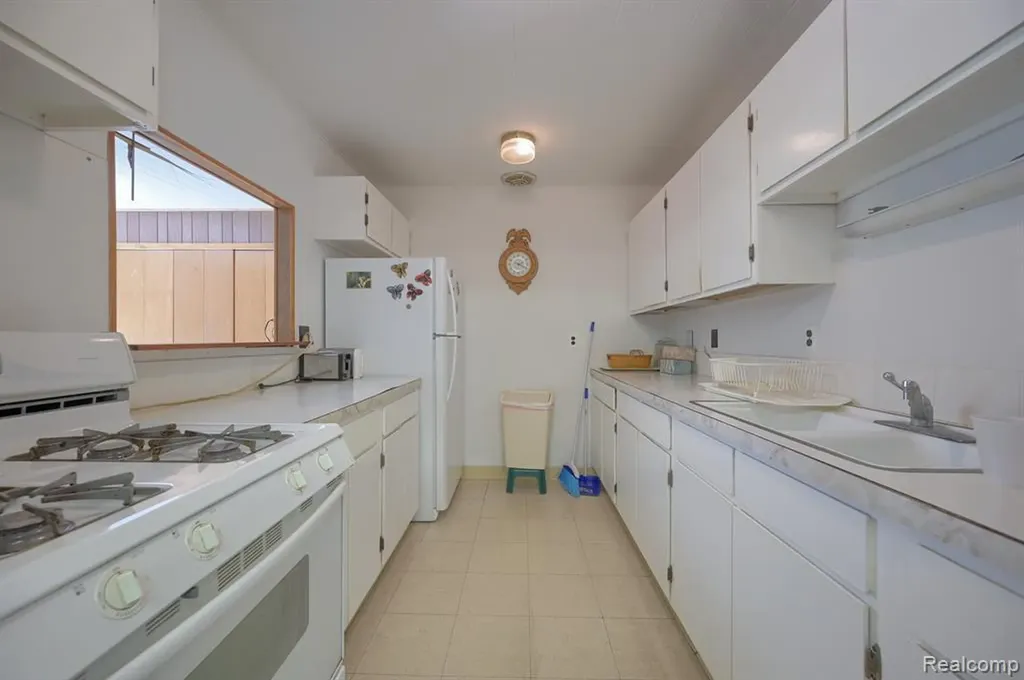 1295 Bald Eagle Lake Road Groveland Township MI 48462