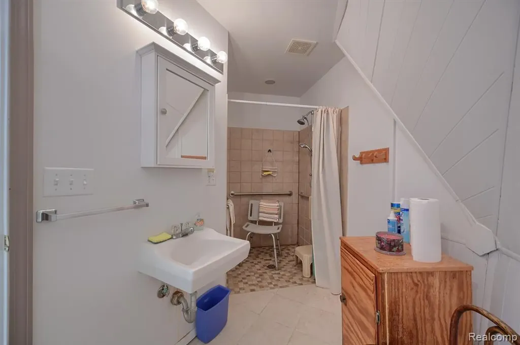 1295 Bald Eagle Lake Road Groveland Township MI 48462