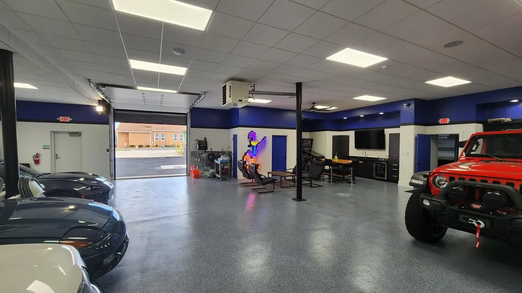 2580 Dixie Highway Waterford Charter Township MI 48328