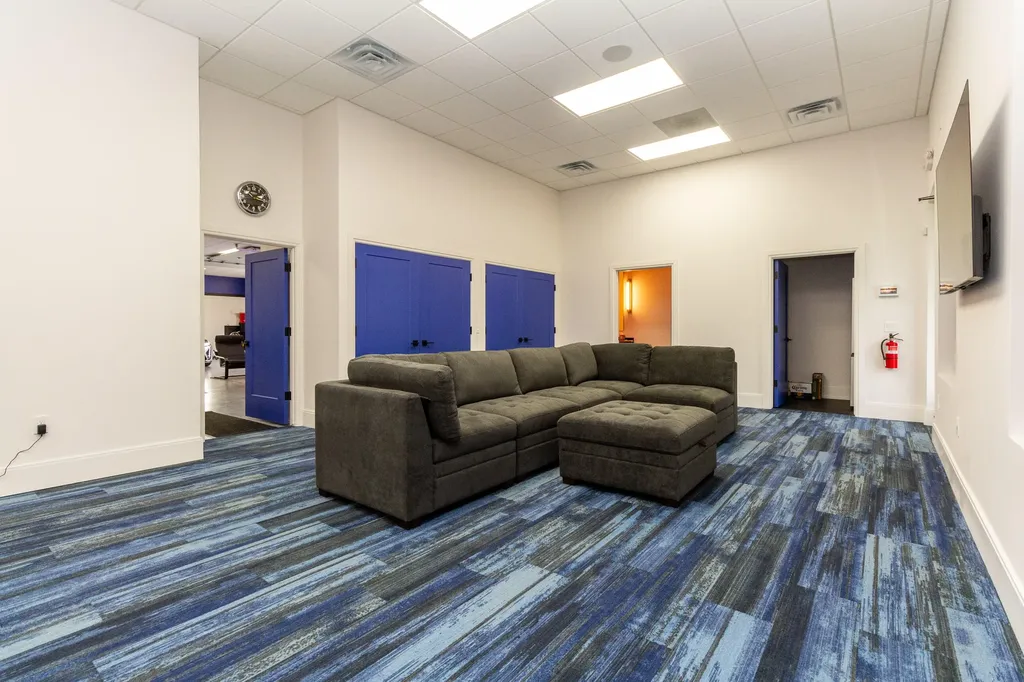 2580 Dixie Highway Waterford Charter Township MI 48328