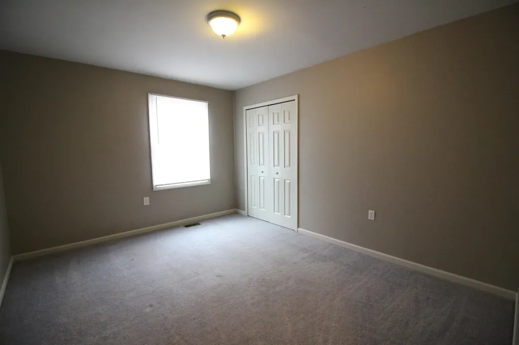 16117 Jackson Street Taylor City MI 48180