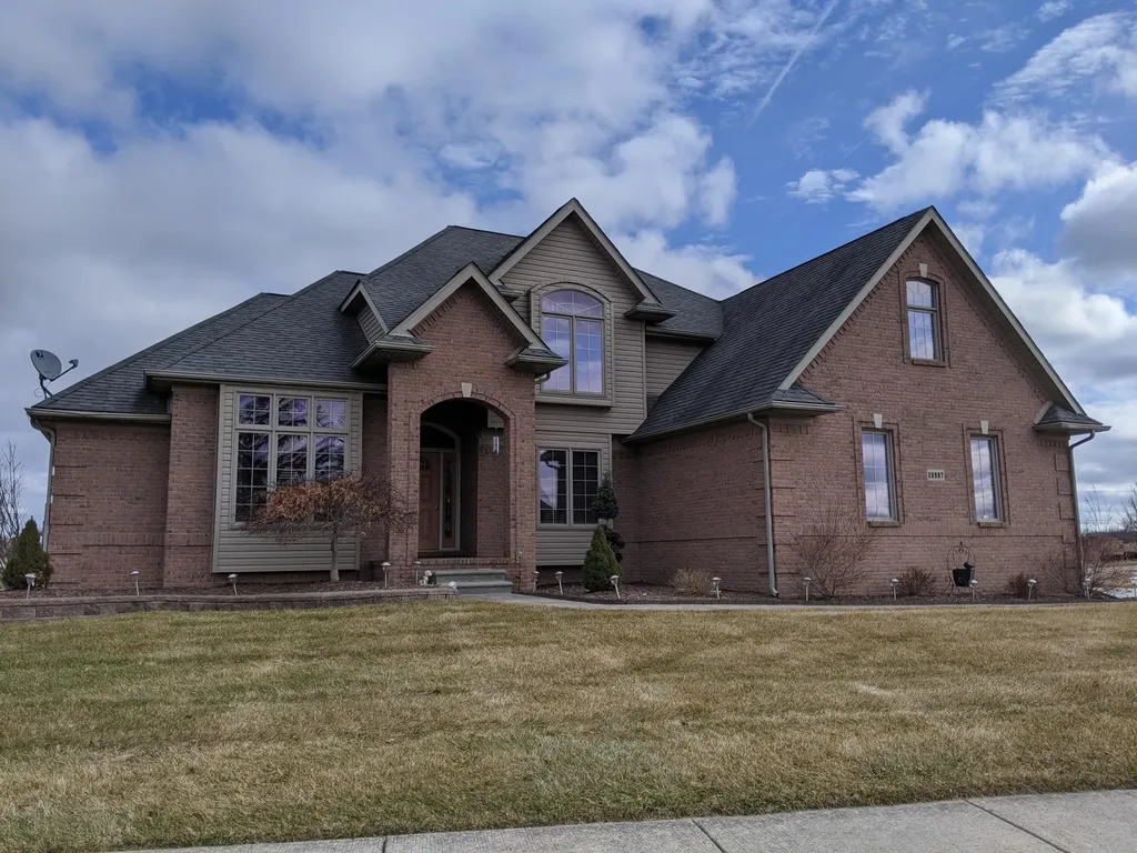 8502 Cobblestone Drive Berlin Charter Township MI 48166