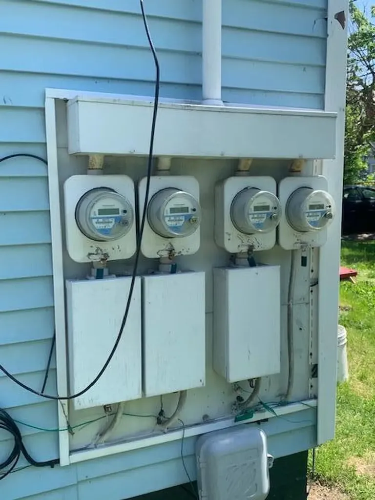 828 Wall Street Port Huron Charter Township MI 48060