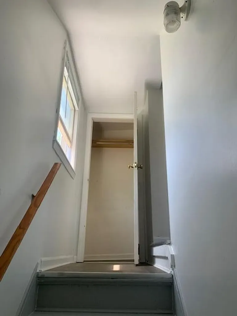 828 Wall Street Port Huron Charter Township MI 48060