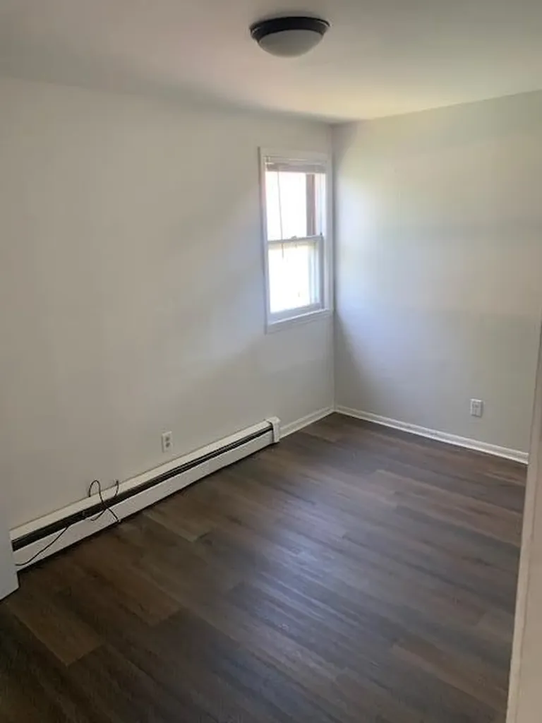 828 Wall Street Port Huron Charter Township MI 48060