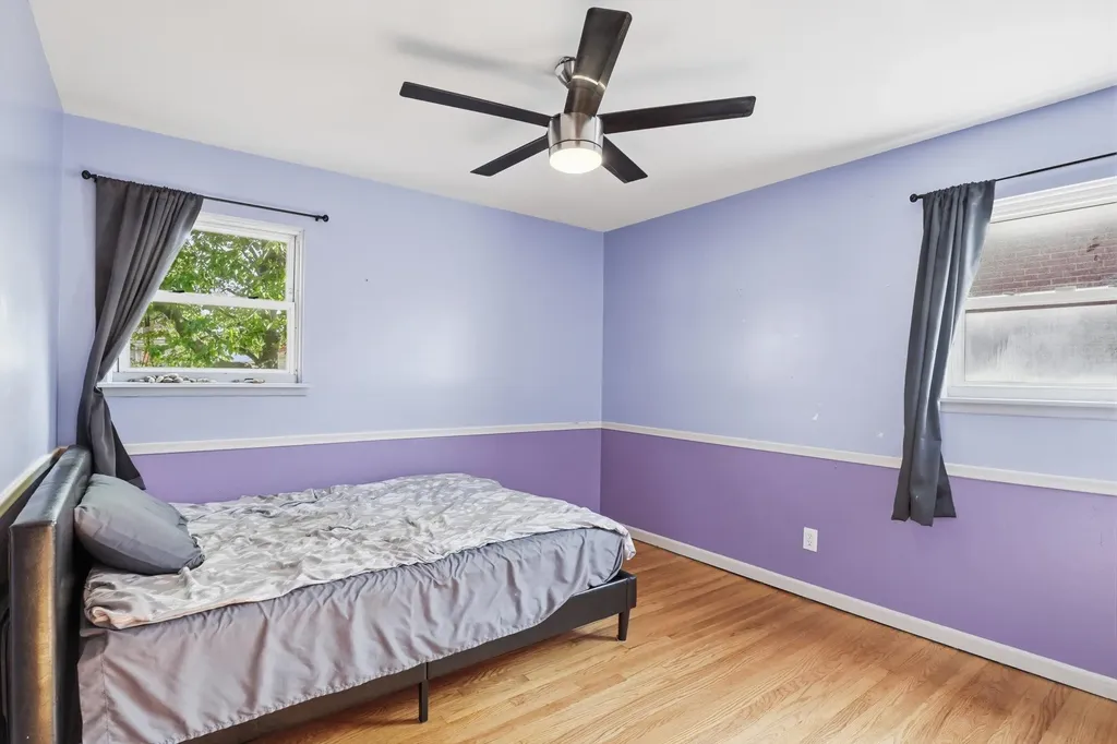 32453 Hiveley Street Westland City MI 48186