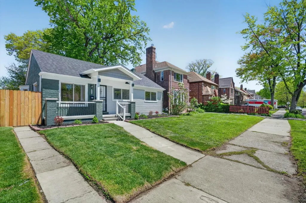 4890 Grayton Street Detroit City MI 48224