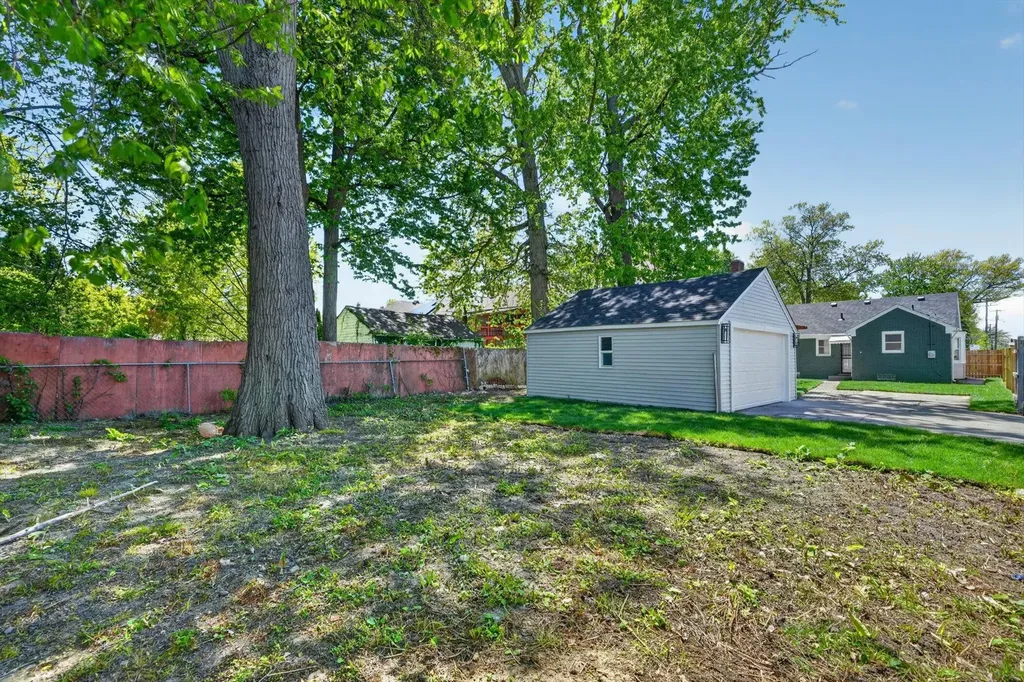 4890 Grayton Street Detroit City MI 48224