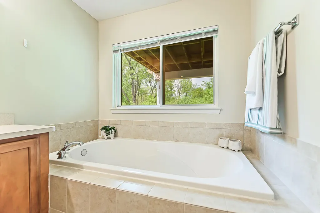 3195 Asher Road Ann Arbor City MI 48104