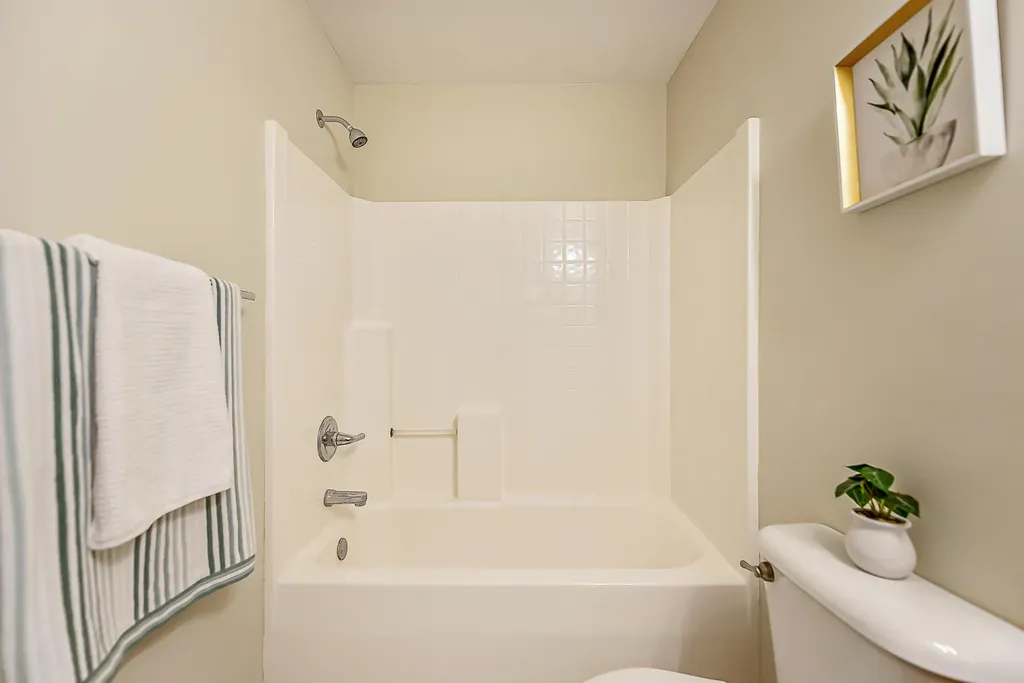 3195 Asher Road Ann Arbor City MI 48104