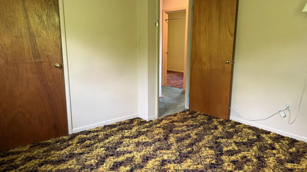 140 S Mansfield Street Ypsilanti Charter Township MI 48197