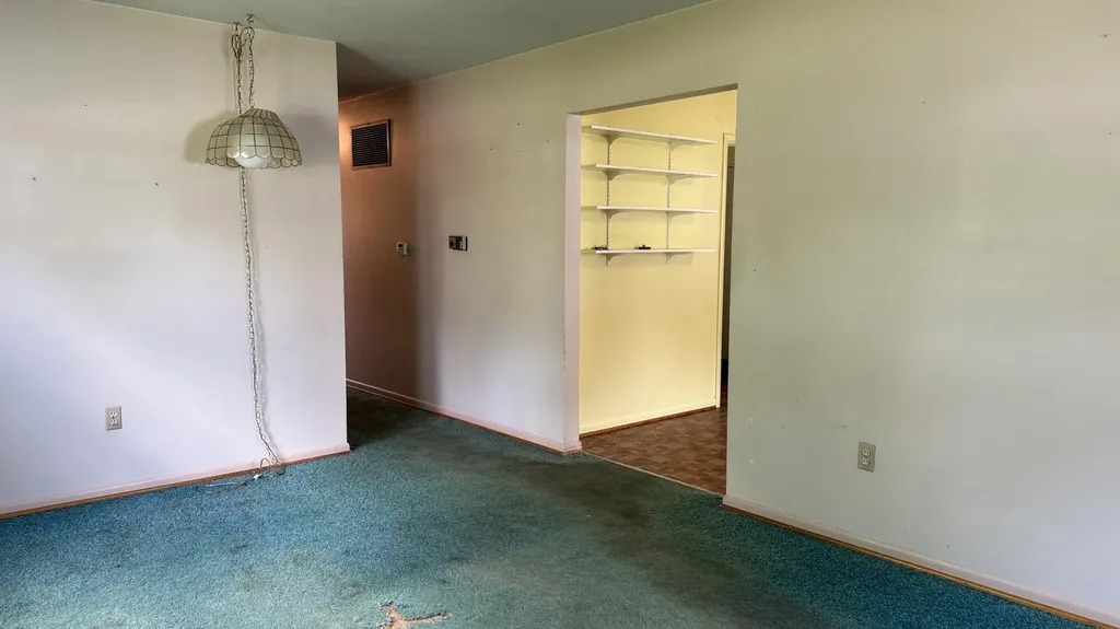 140 S Mansfield Street Ypsilanti Charter Township MI 48197