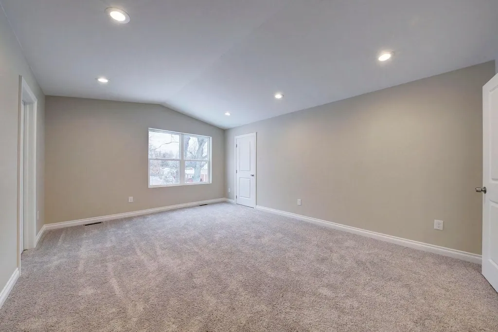 33755 Parkwood Street Westland City MI 48186