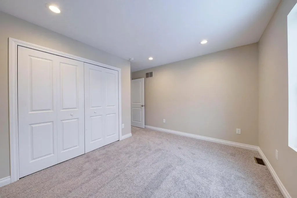 33755 Parkwood Street Westland City MI 48186