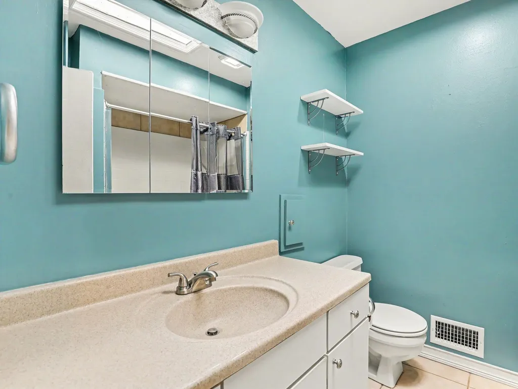 1184 Oakmont Drive Bedford Township MI 48182