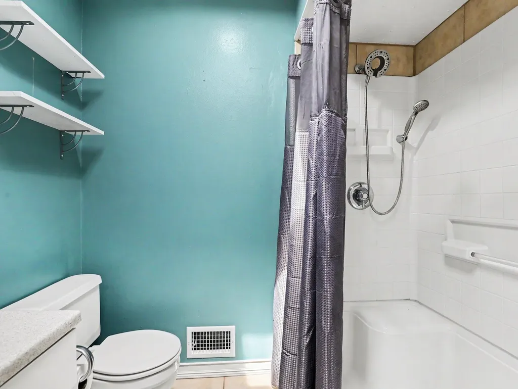 1184 Oakmont Drive Bedford Township MI 48182