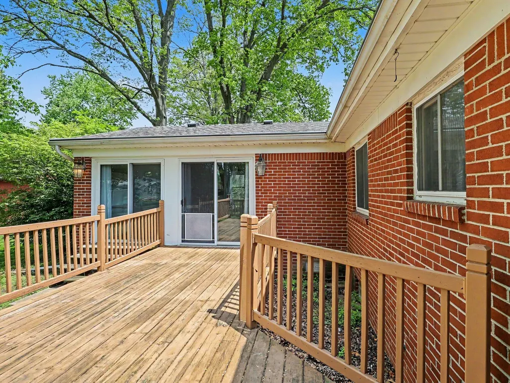 1184 Oakmont Drive Bedford Township MI 48182