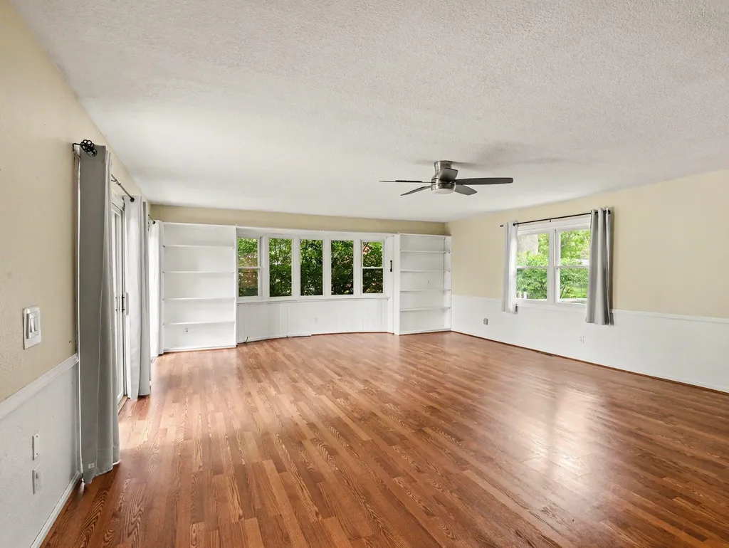 1184 Oakmont Drive Bedford Township MI 48182