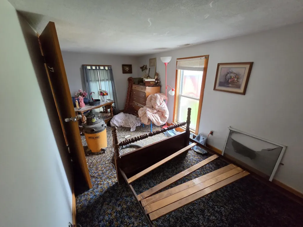 19120 Welch Milan Township MI 48160