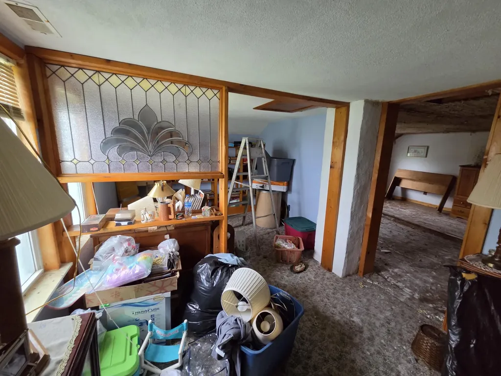 19120 Welch Milan Township MI 48160