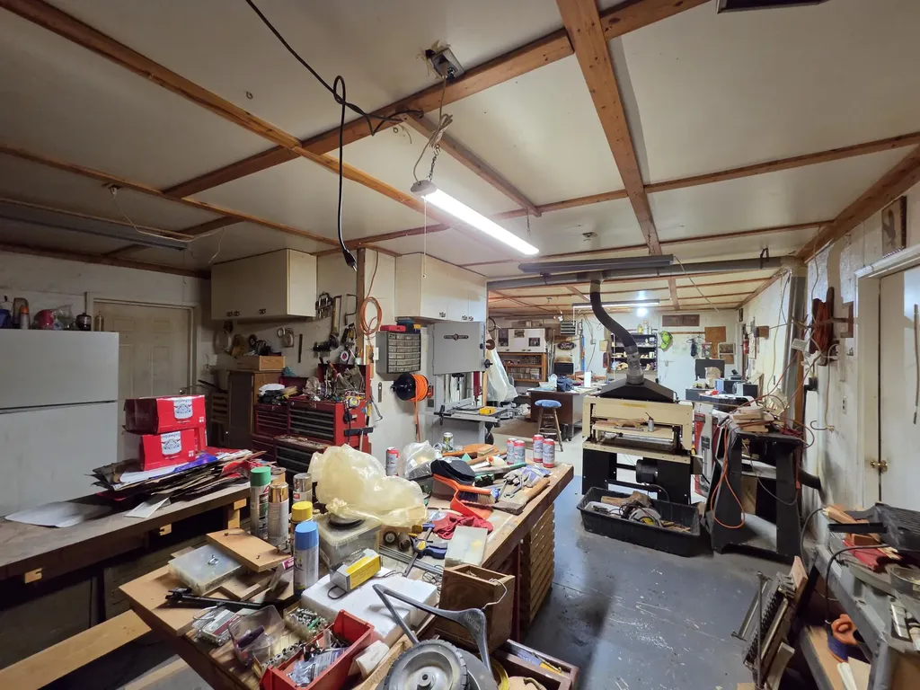 19120 Welch Milan Township MI 48160