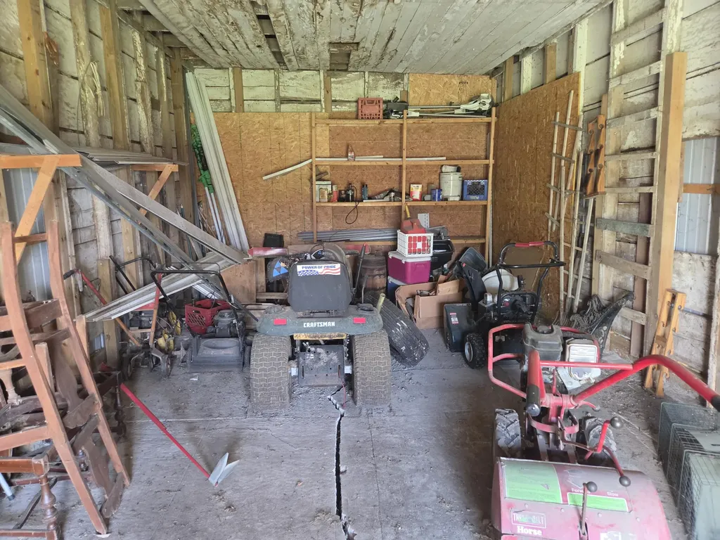 19120 Welch Milan Township MI 48160