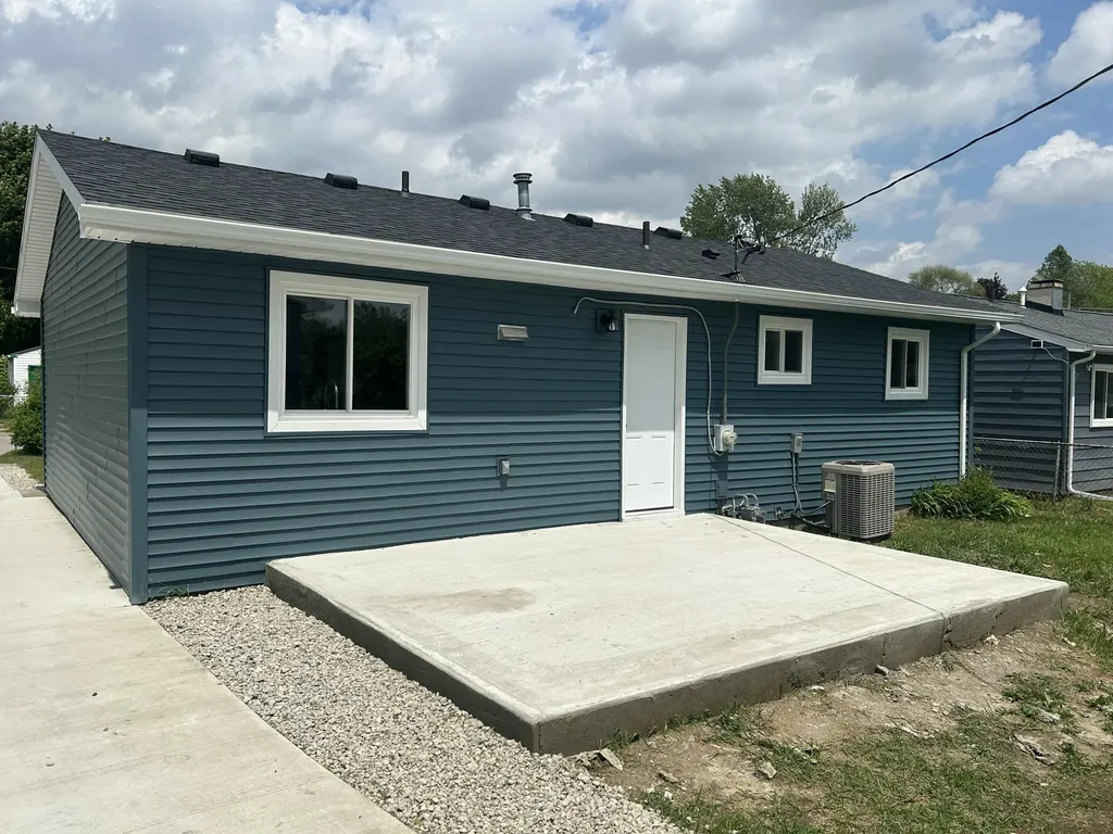 2850 Appleridge Street Ypsilanti Charter Township MI 48198