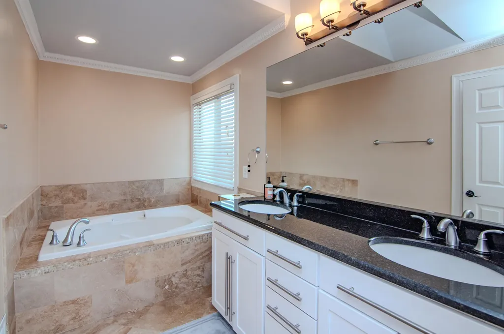 7764 Pietrasiuk Court Augusta Charter Township MI 48197