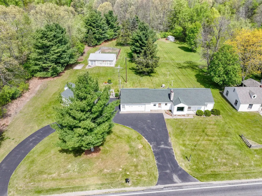 7446 Cement City Road Columbia Township MI 49230
