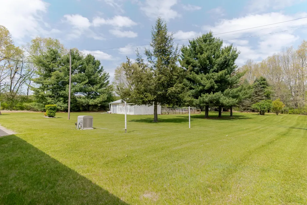 7446 Cement City Road Columbia Township MI 49230