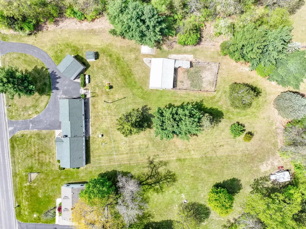 7446 Cement City Road Columbia Township MI 49230