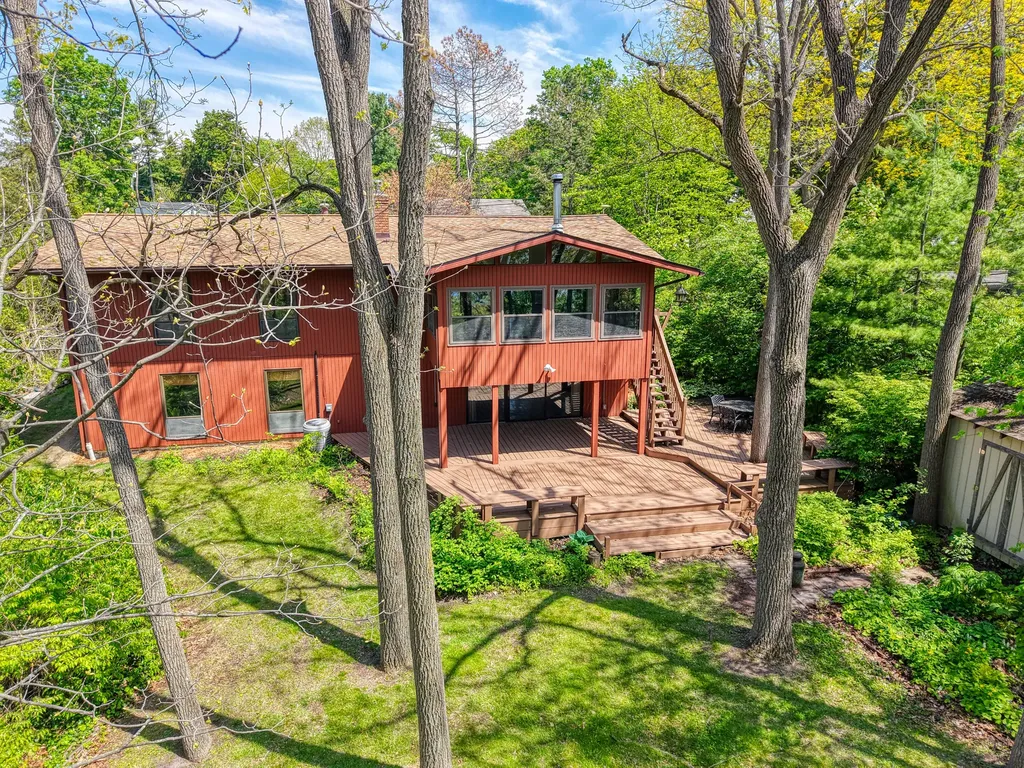 3101 S Hilltop Drive Ann Arbor City MI 48103