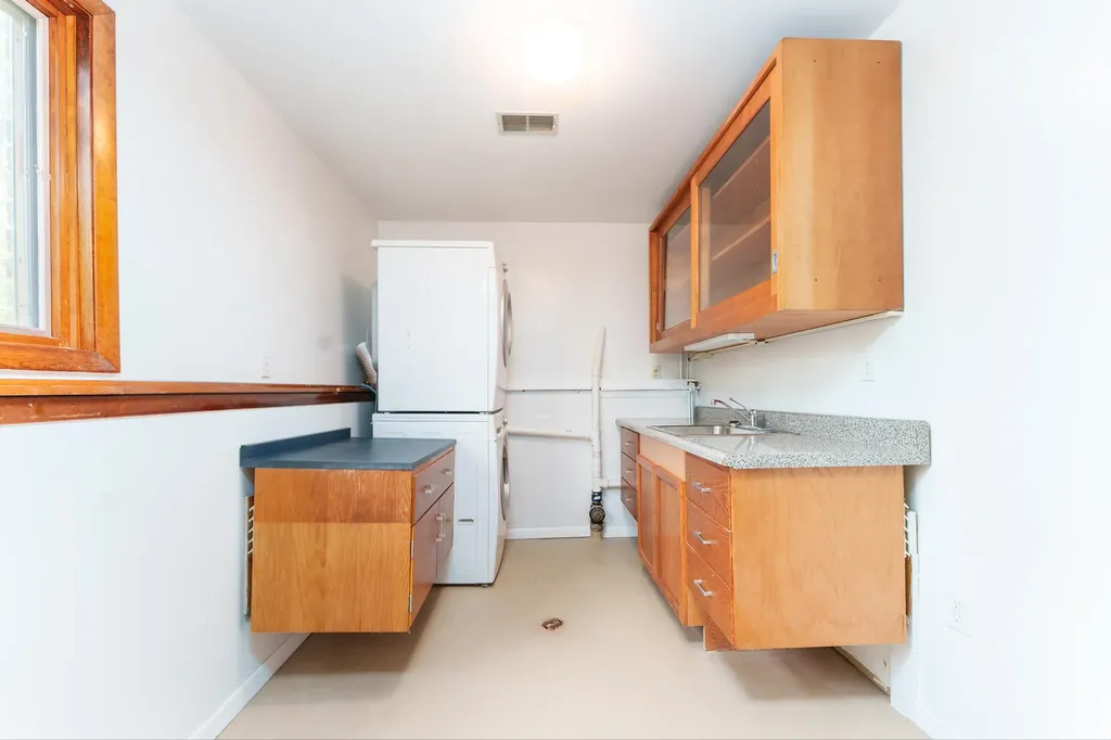3101 S Hilltop Drive Ann Arbor City MI 48103